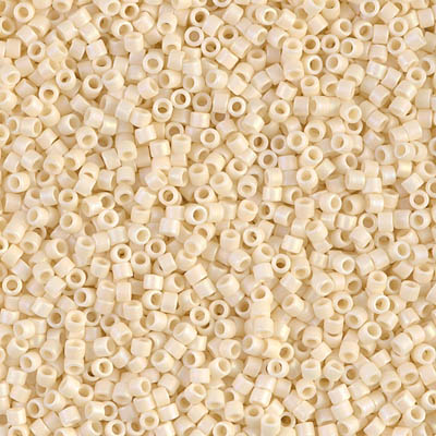 Miyuki Delica Seed Beads 11/0 Opaque Cream AB DB157 6.8 Gr