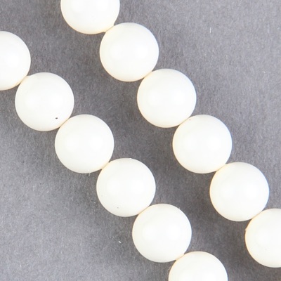 29-0835:  5810 8mm Ivory Crystal Pearl 