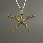MET-00037: 37mm Antique Brass Large Starfish w/ Bail 
