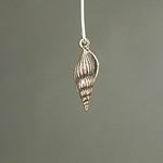 MET-00317: 24mm Antique Gold Spindle Shell Charm 