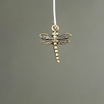 MET-00325: 21mm Antique Gold Small Dragonfly Charm 