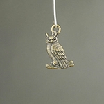 MET-00335: 22mm Antique Brass Great Horned Owl Charm 