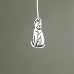 MET-00340: 23mm Silver Plated Sitting Cat Charm 