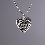 MET-00468: 20mm Antique Silver Filigree Heart Pendant 