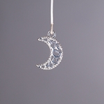 MET-00599: 17mm Silver Plated Crescent Moon Charm 