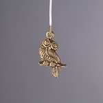 MET-00610: 21mm Antique Gold Sitting Owl Charm 